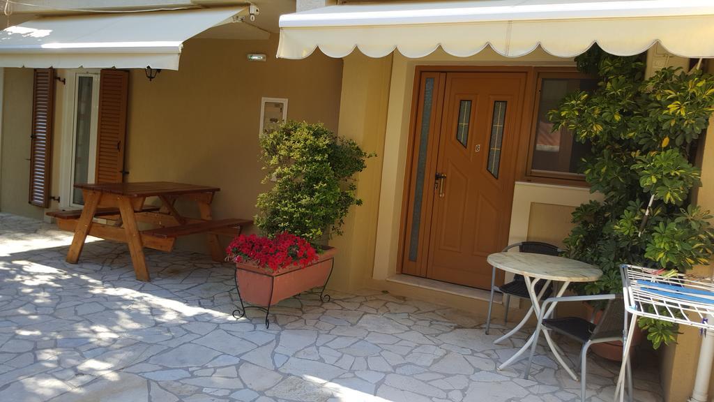 Epi Apartments Lourdata  Bagian luar foto